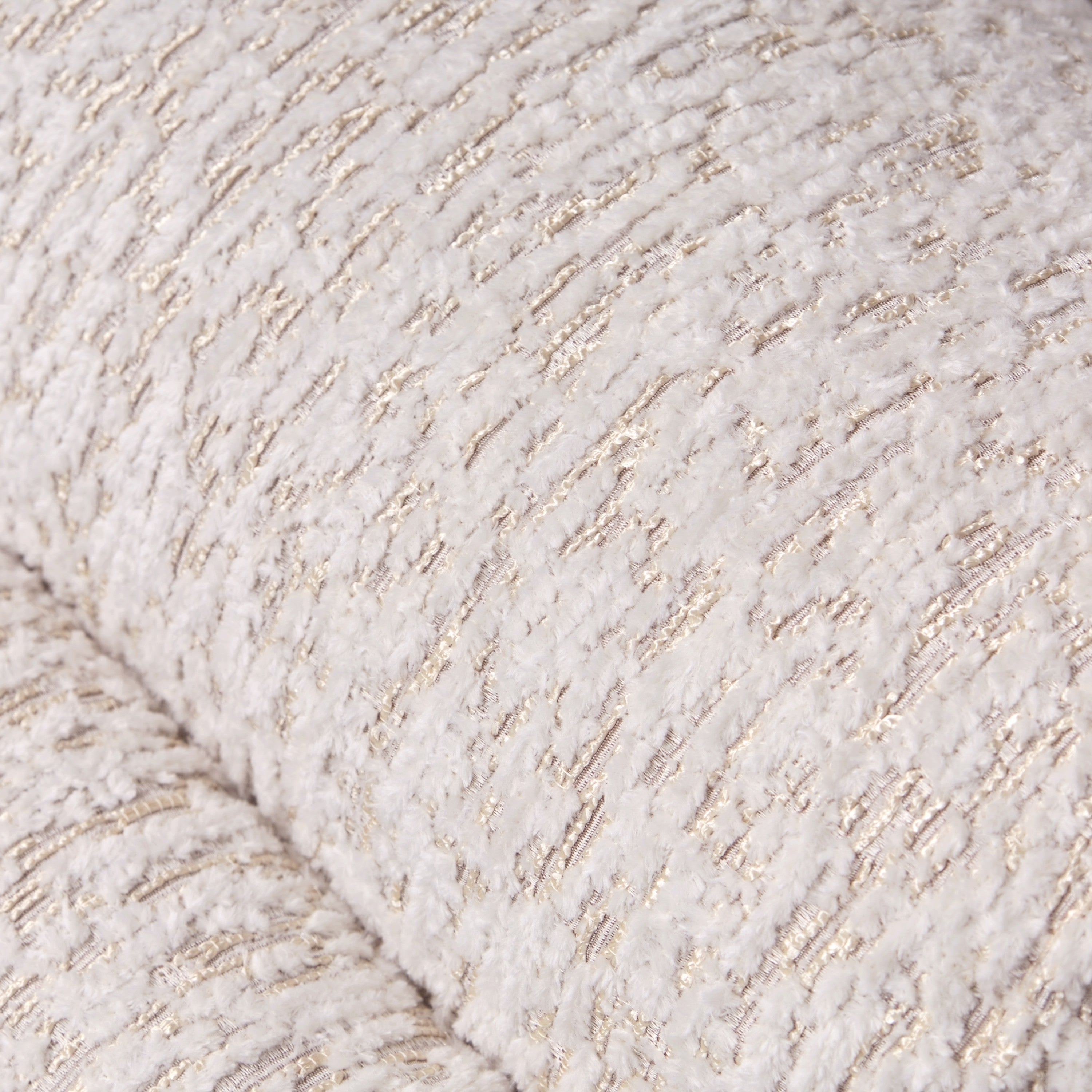 Michael Amini Savannah Breeze Loveseat - Cashmere/Gold