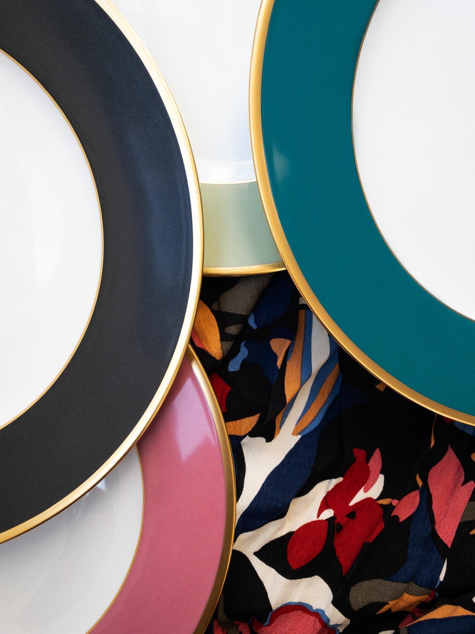 Haviland Les Presentations Underplate - Light Green Gold