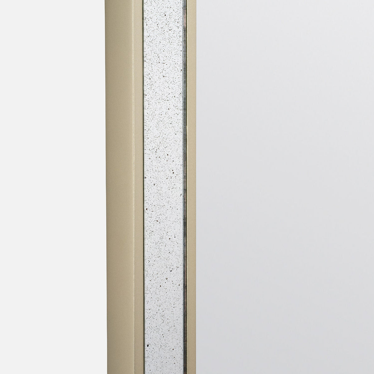 Norma Mirror