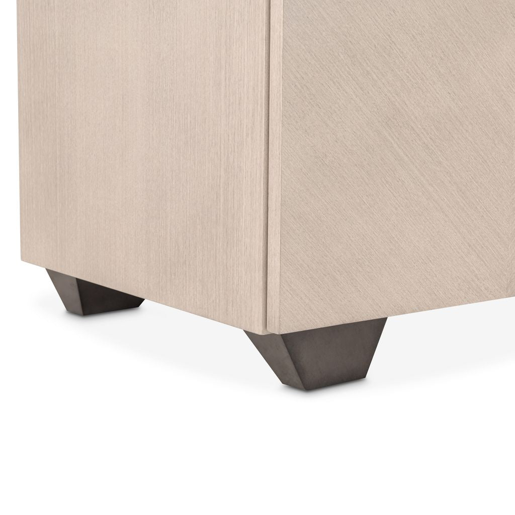 Michael Amini Fantosini Display Cabinet - Silver Mist