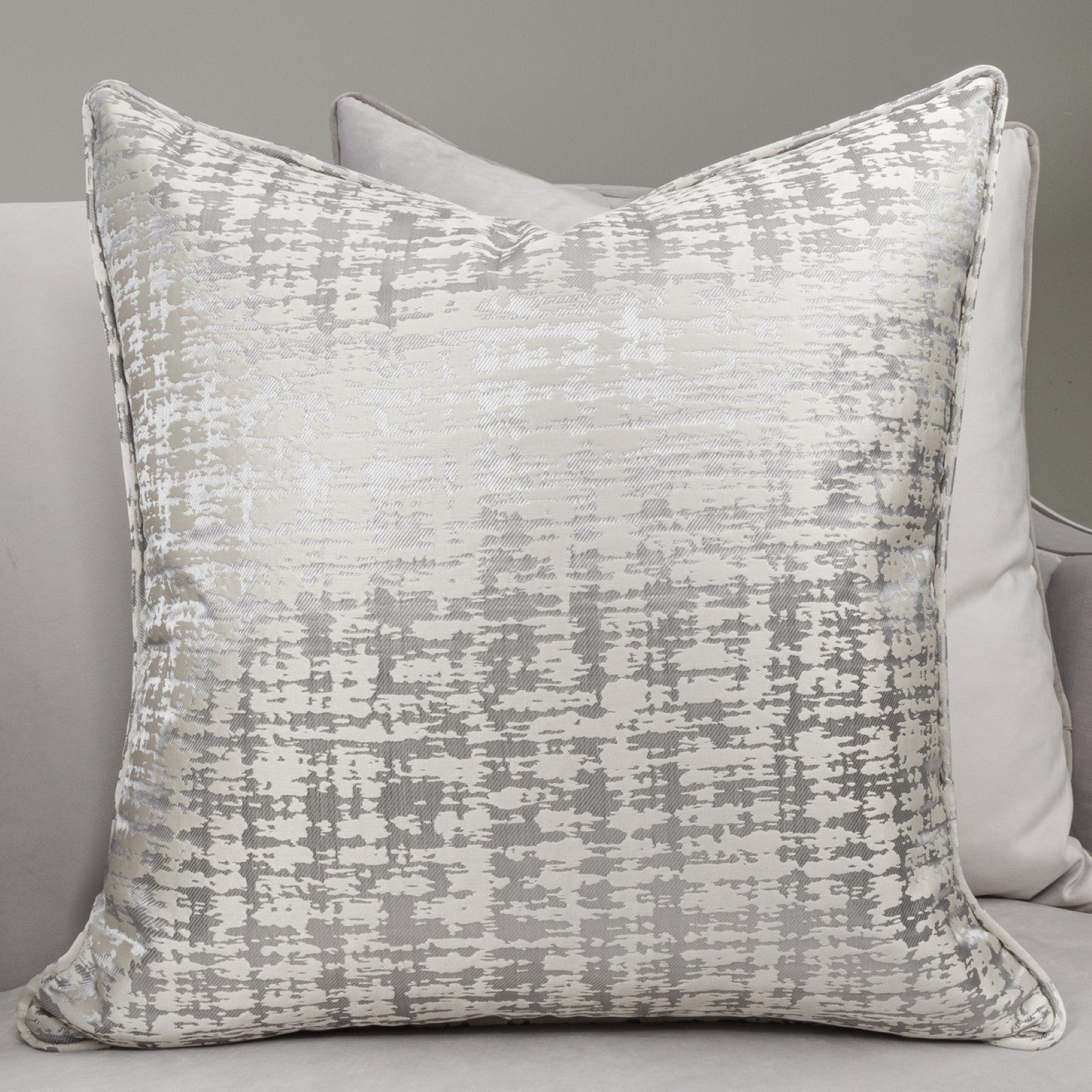 Michael Amini Roxbury Park Velvet Loveseat - Steel/Slate