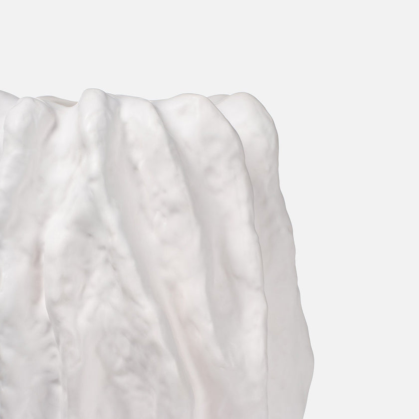 Enriku Resin Vase
