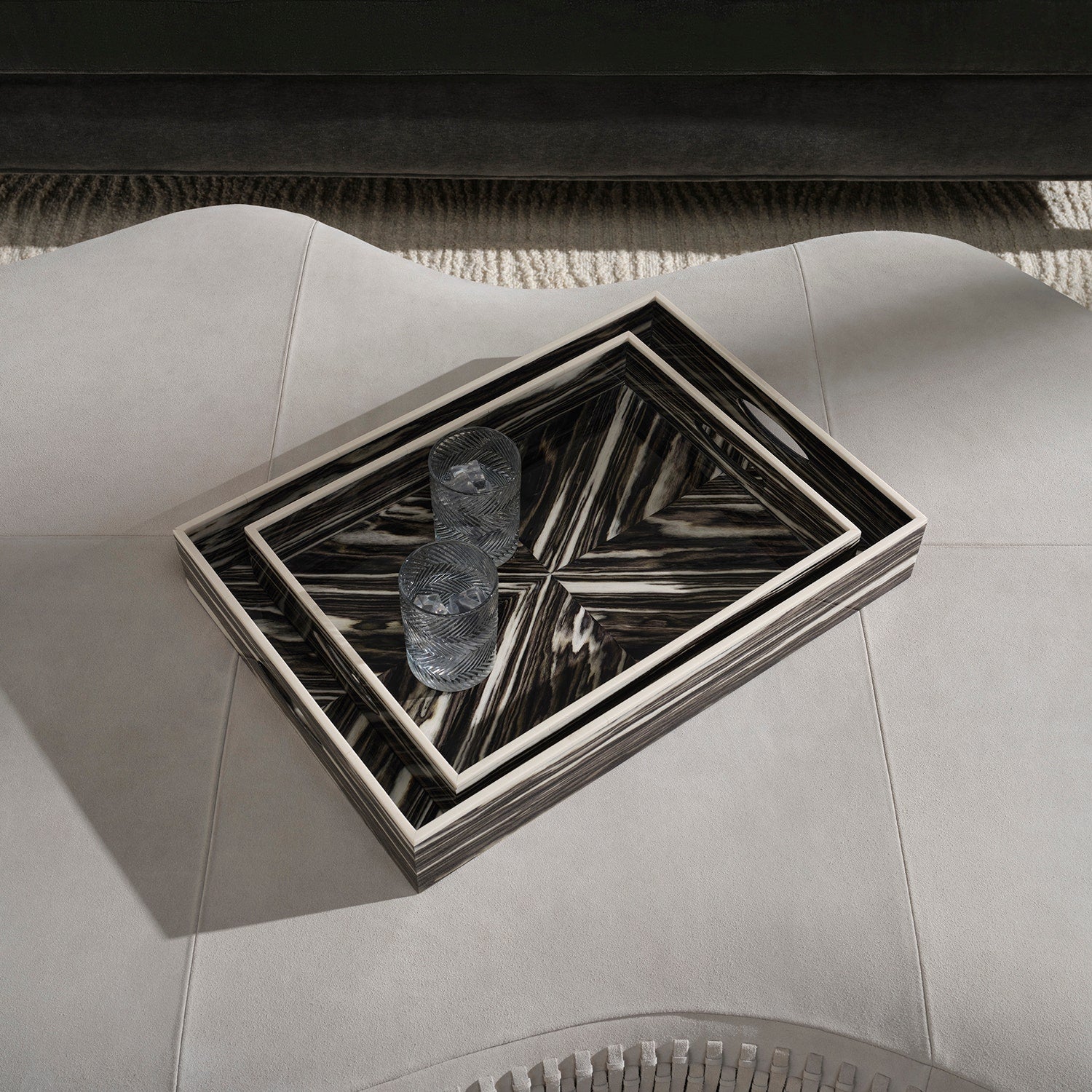 Ian Dual-Tone Veneer Tray - Set of 2