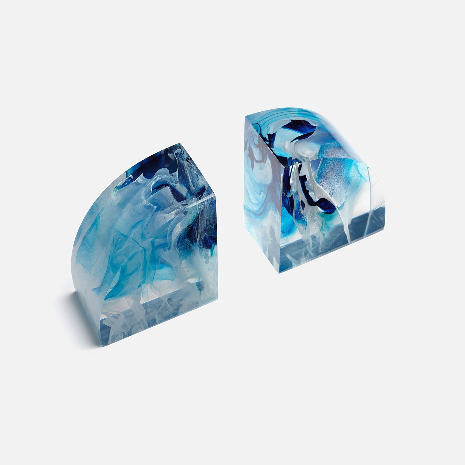 Leif Resin Bookend Set