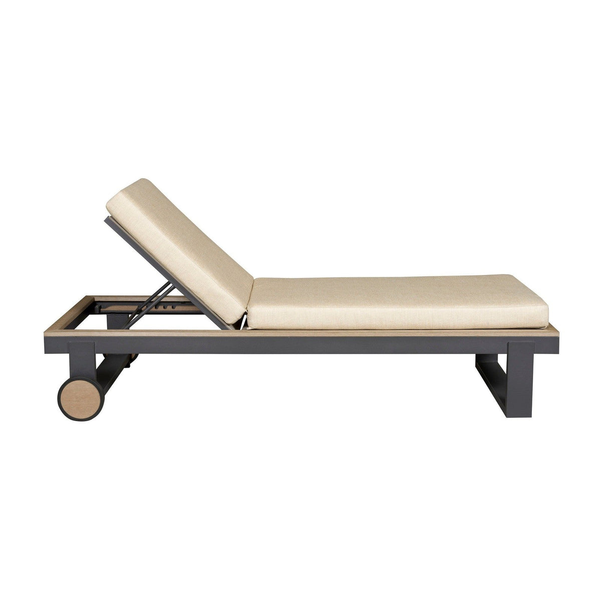 Vanguard Montecito Outdoor Reclining Lounge with Cushion