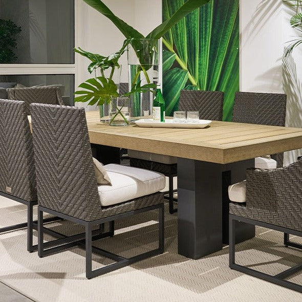 Vanguard Bridgehampton Outdoor Arm Chair