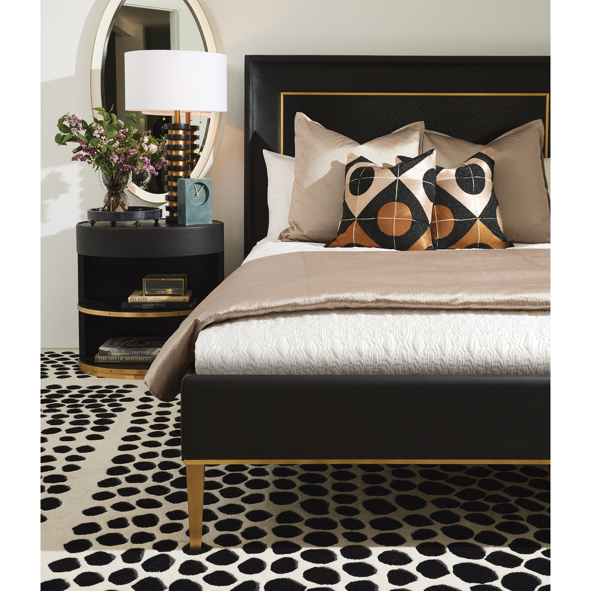 Global Views Black Ellipse Bed