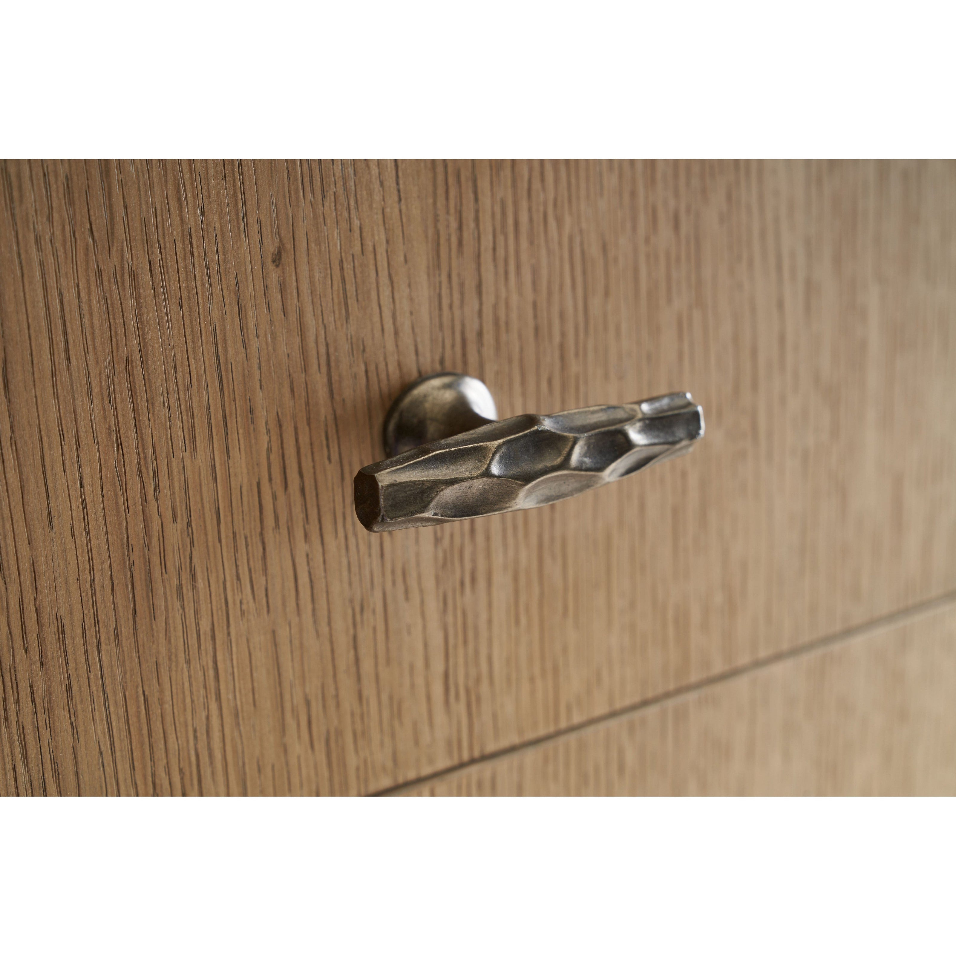 Theodore Alexander Essence Buffet