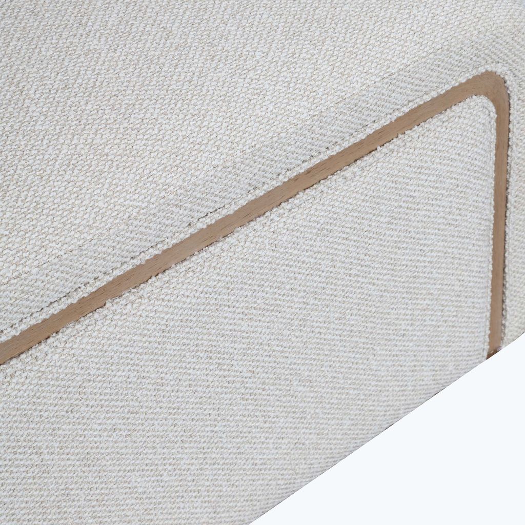 Michael Amini West Kensington Chaise - Buff/Seal Salt Caramel