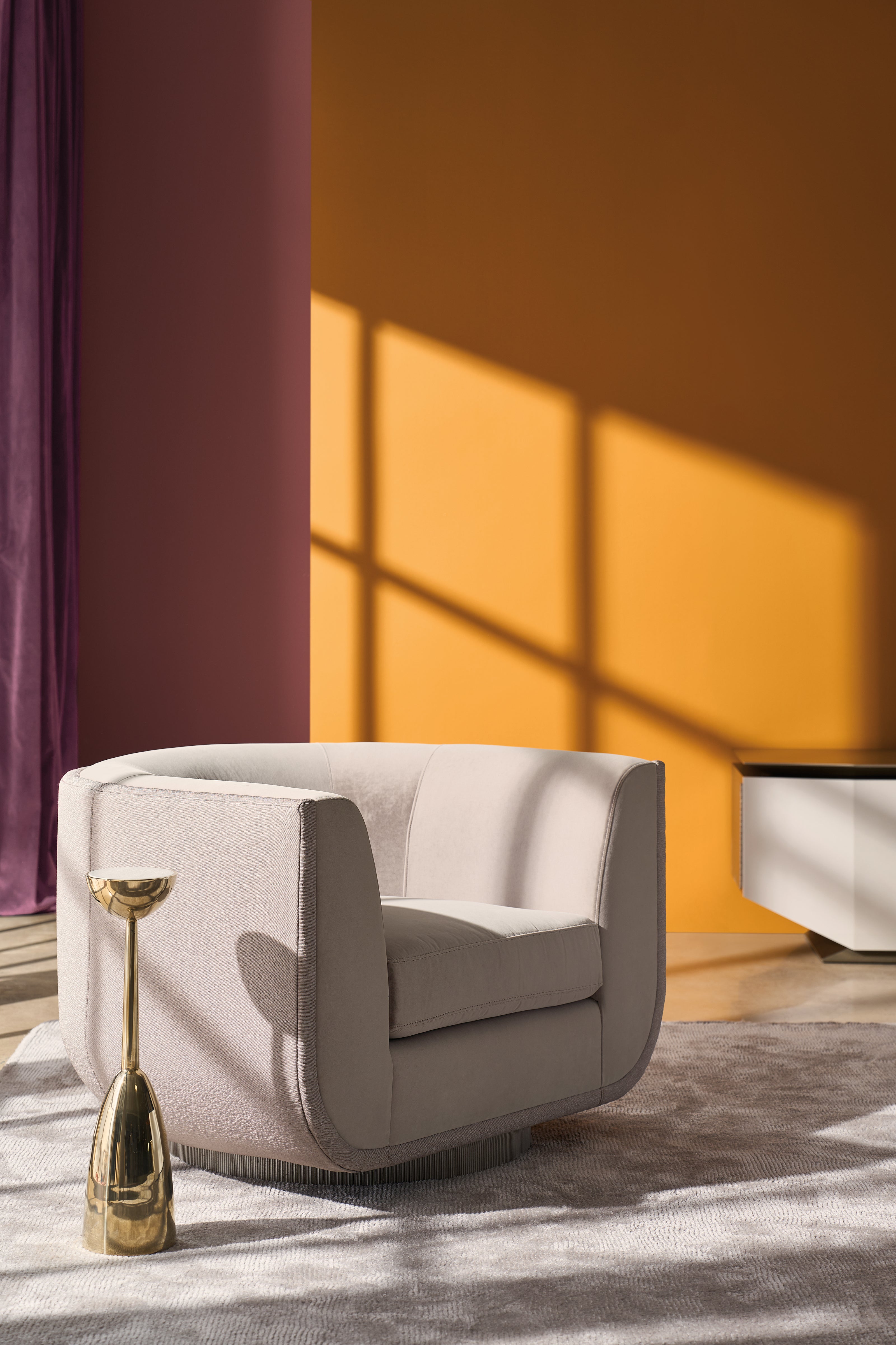 Caracole Classic Gamma End Table