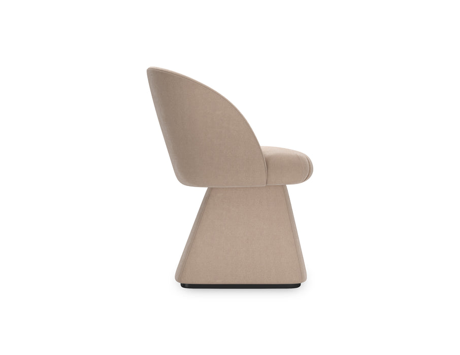 Caracole Upholstery Vuelta Swivel Chair