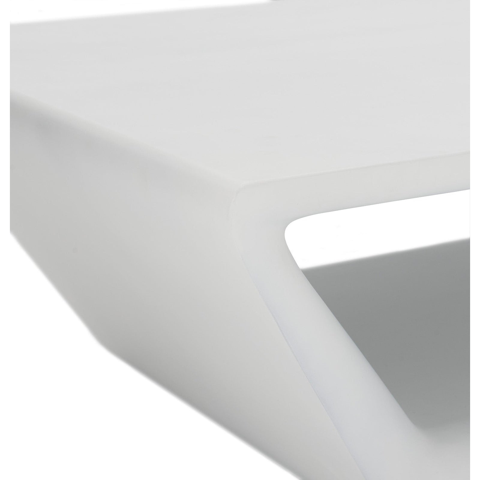 Bernhardt Exteriors Hyannis Cocktail Table