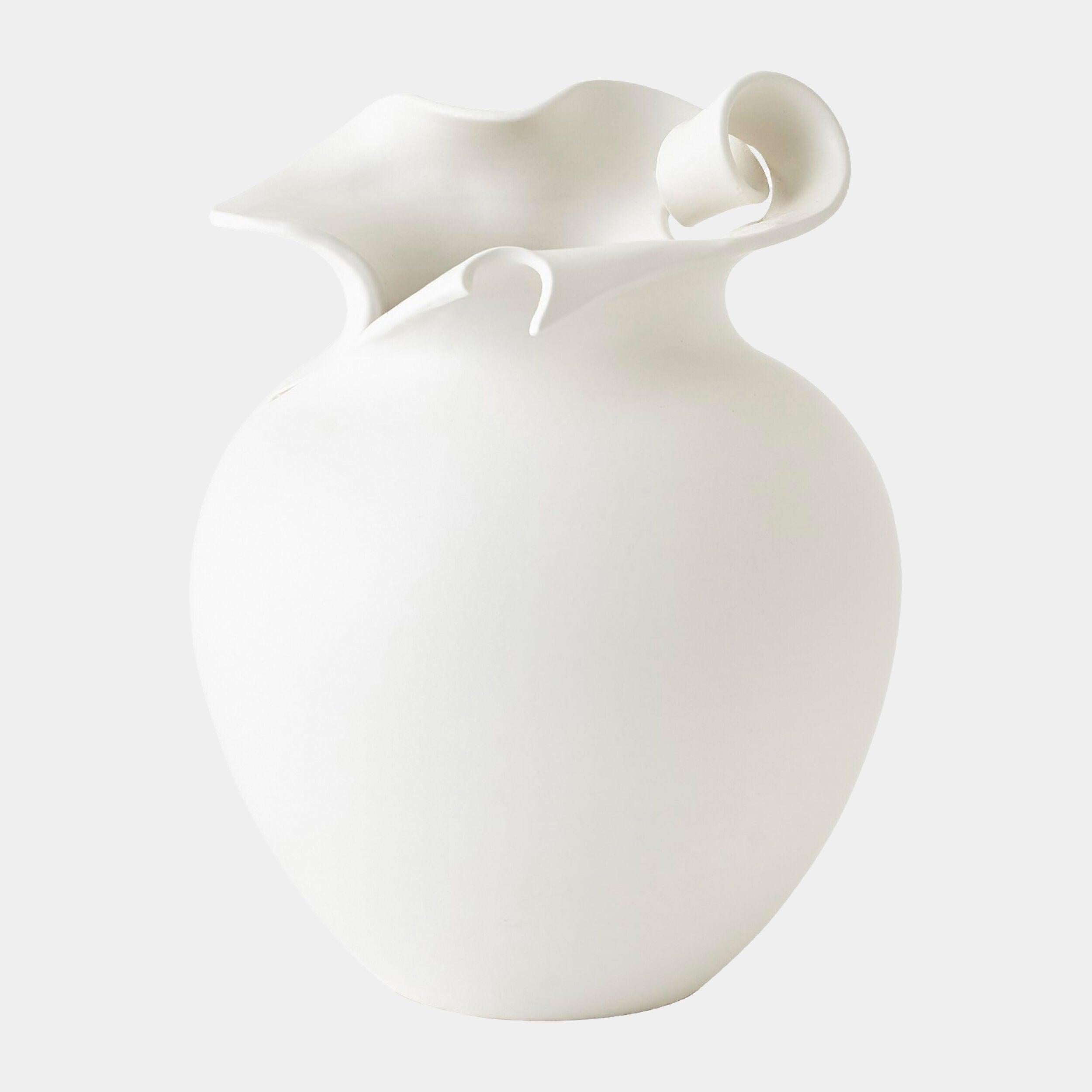 Global Views Charlotte Vase