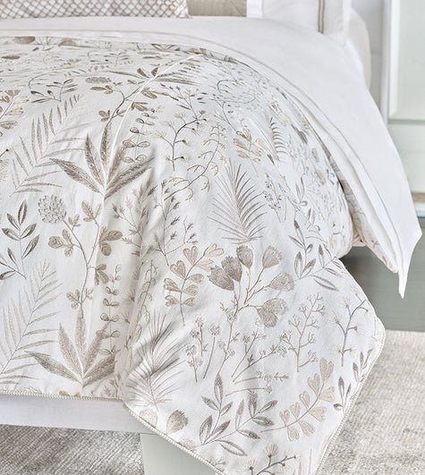 Eastern Accents Sussex Embroidered Duvet Cover
