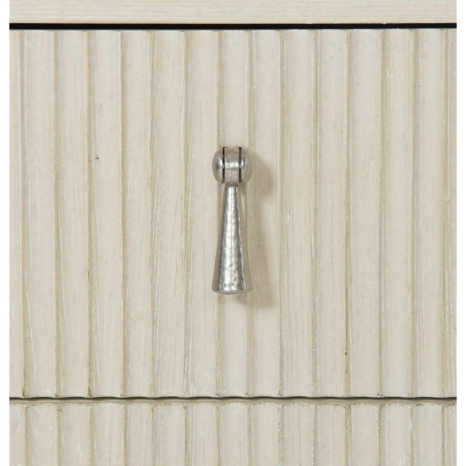 Bernhardt East Hampton Bachelor's Chest