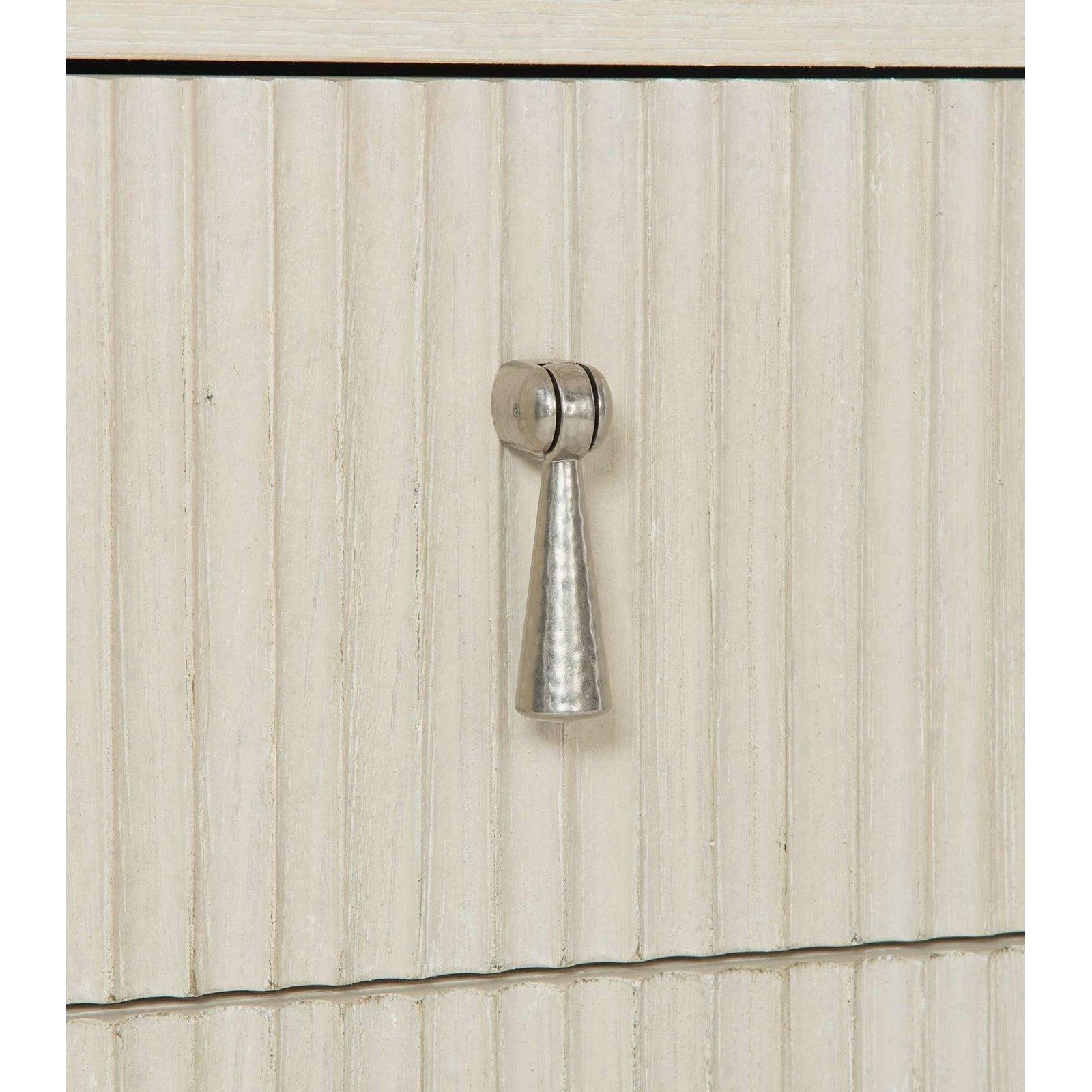 Bernhardt East Hampton Bachelor's Chest