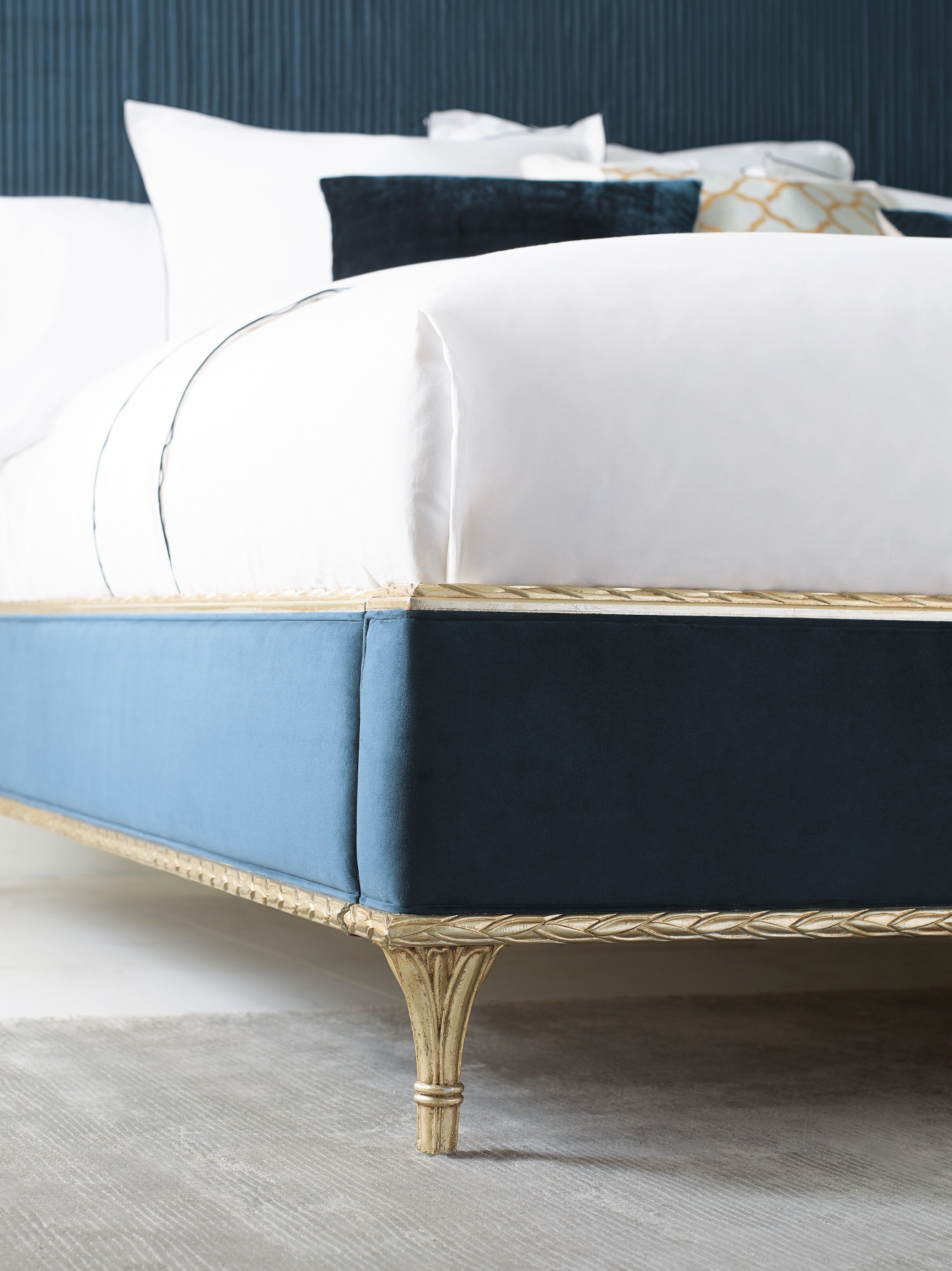 Caracole Fontainebleau Platform Bed
