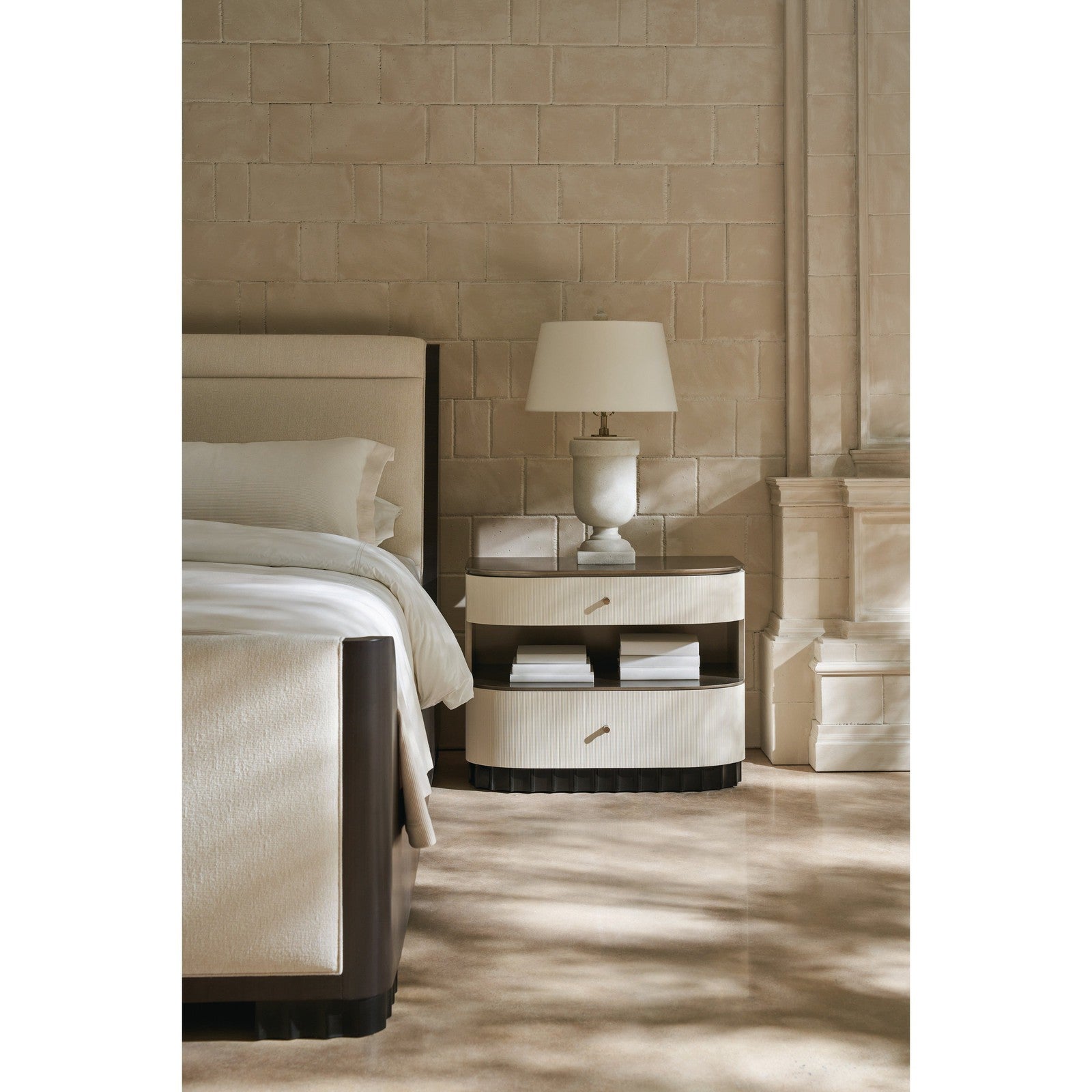 Caracole Classic Slow Wave Bed
