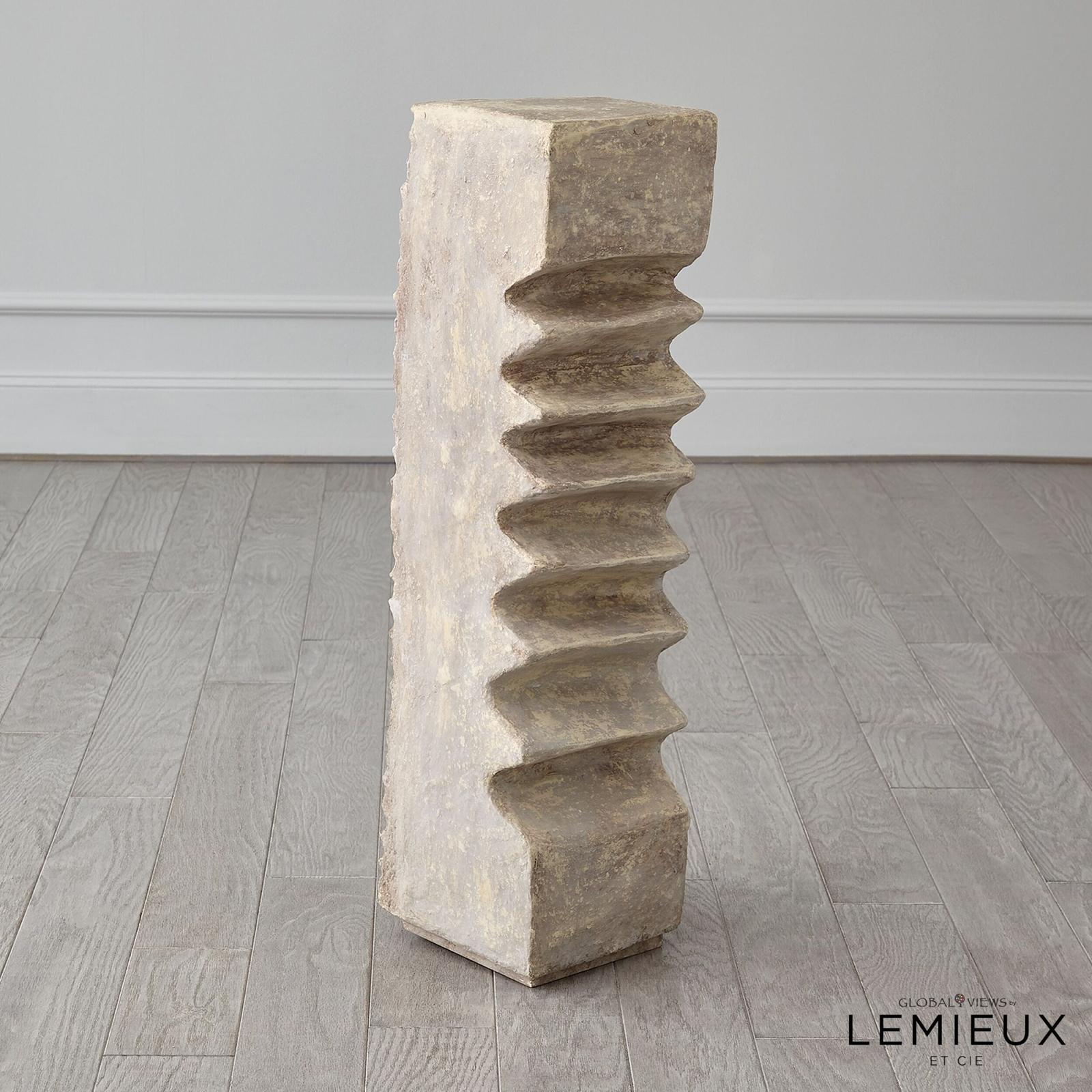 Global Views Eloi Totem