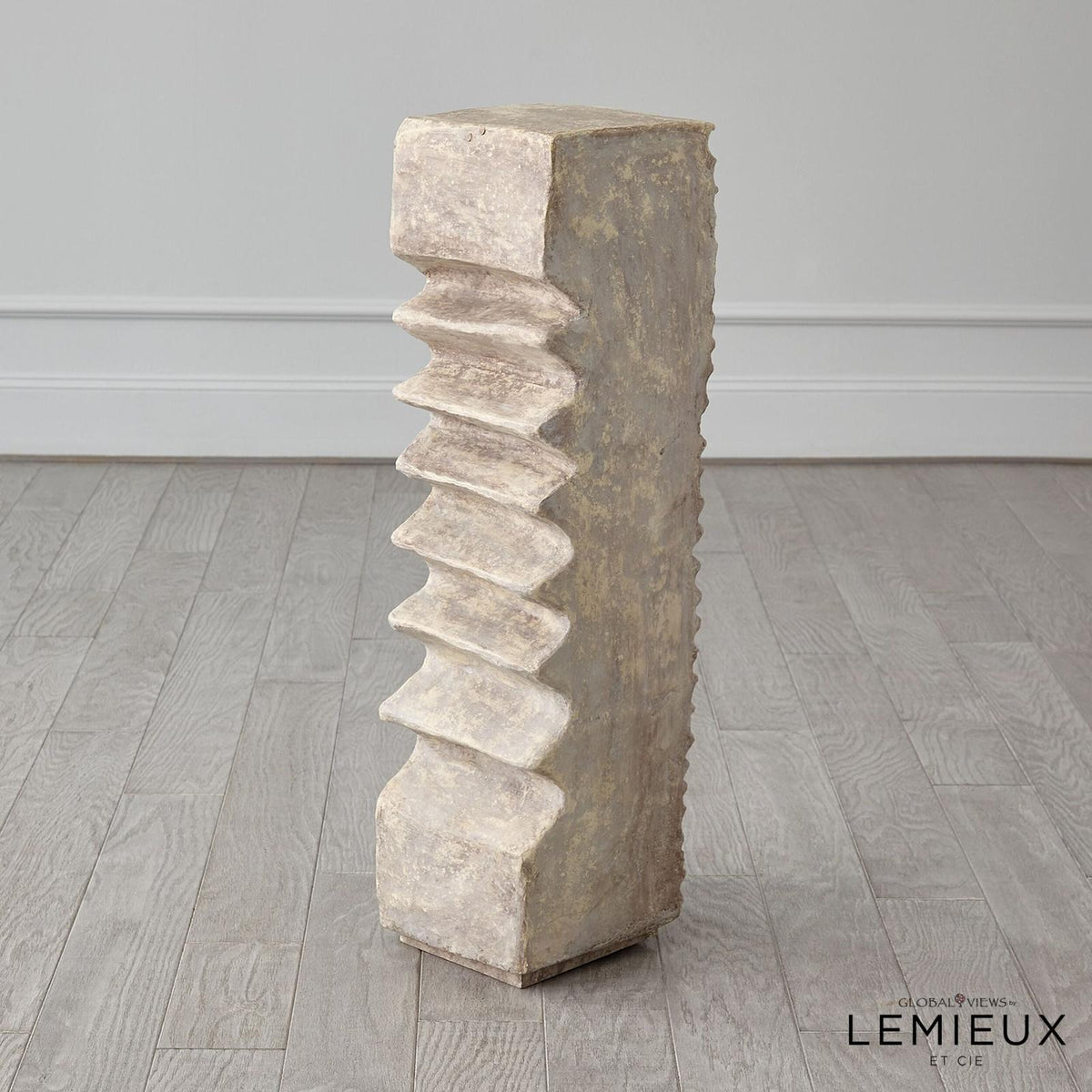 Global Views Eloi Totem