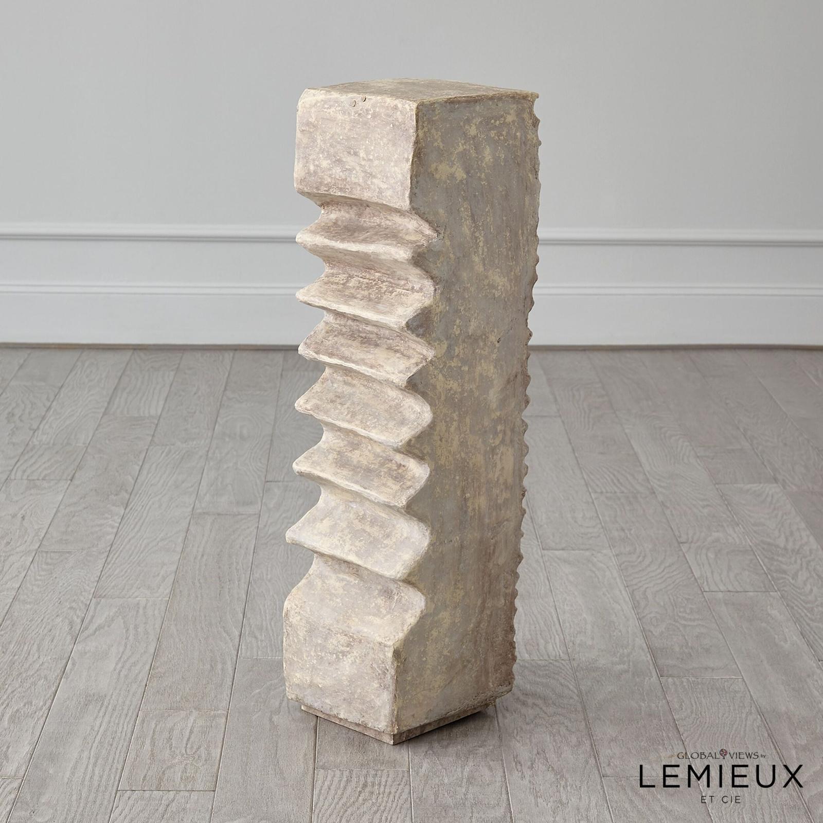 Global Views Eloi Totem