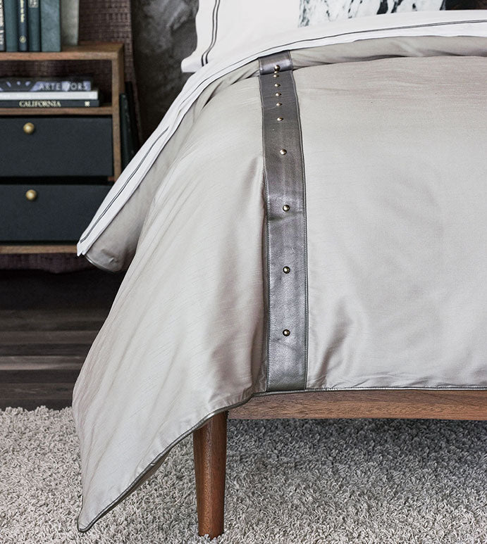 Eastern Accents Edris Fog Hand-Tacked Comforter