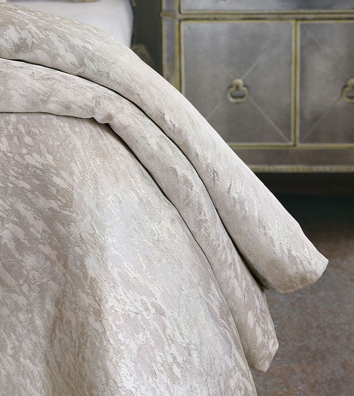 Eastern Accents Vionnet Platinum Hand-Tacked Comforter