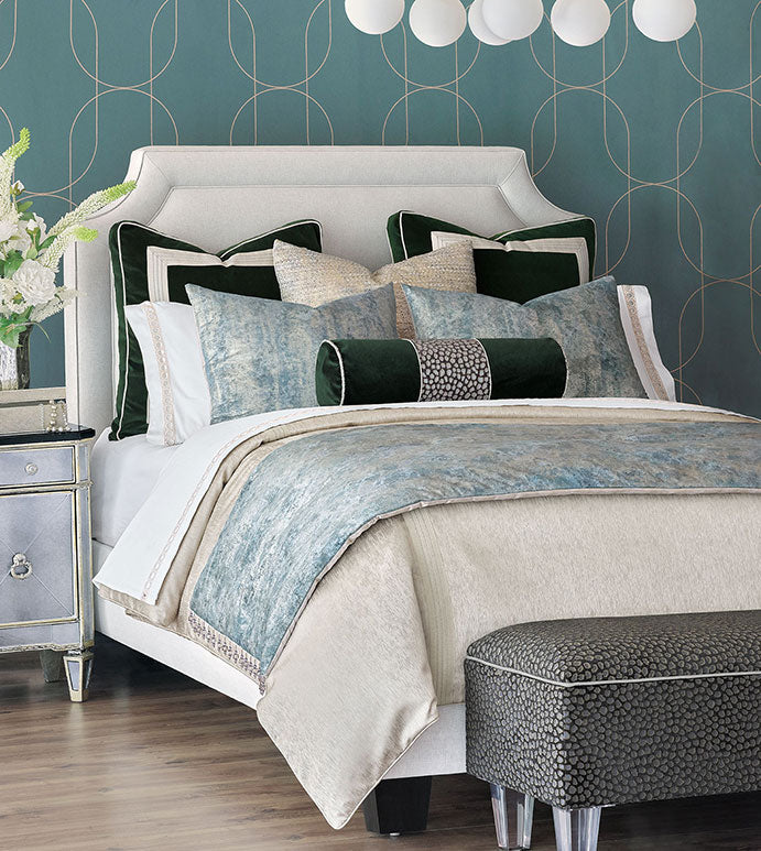 Eastern Accents Esmeralda Woven Duvet Cover