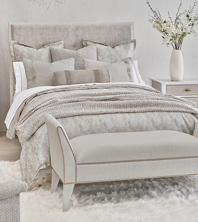 Eastern Accents Elise Jacquard Tacked Comforter