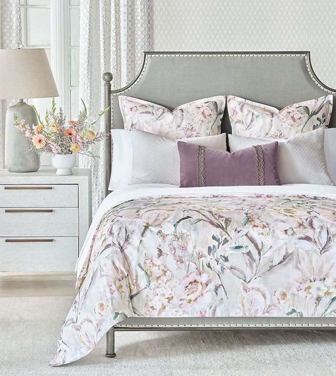 Eastern Accents Andromeda Floral Duvet Cover