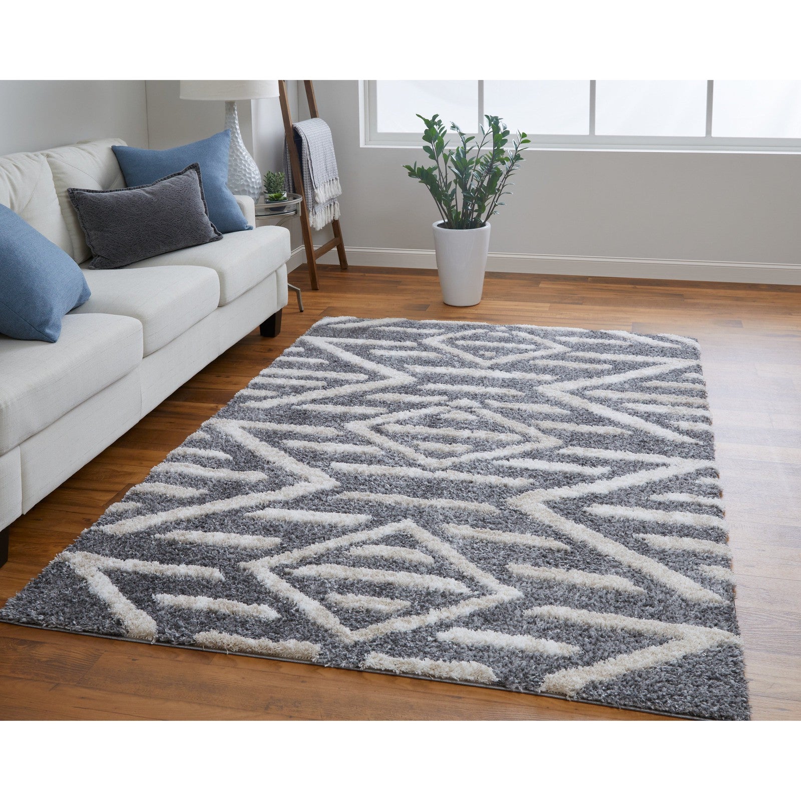 Feizy Mynka 39IBF Transitional Diamond in Gray/Ivory