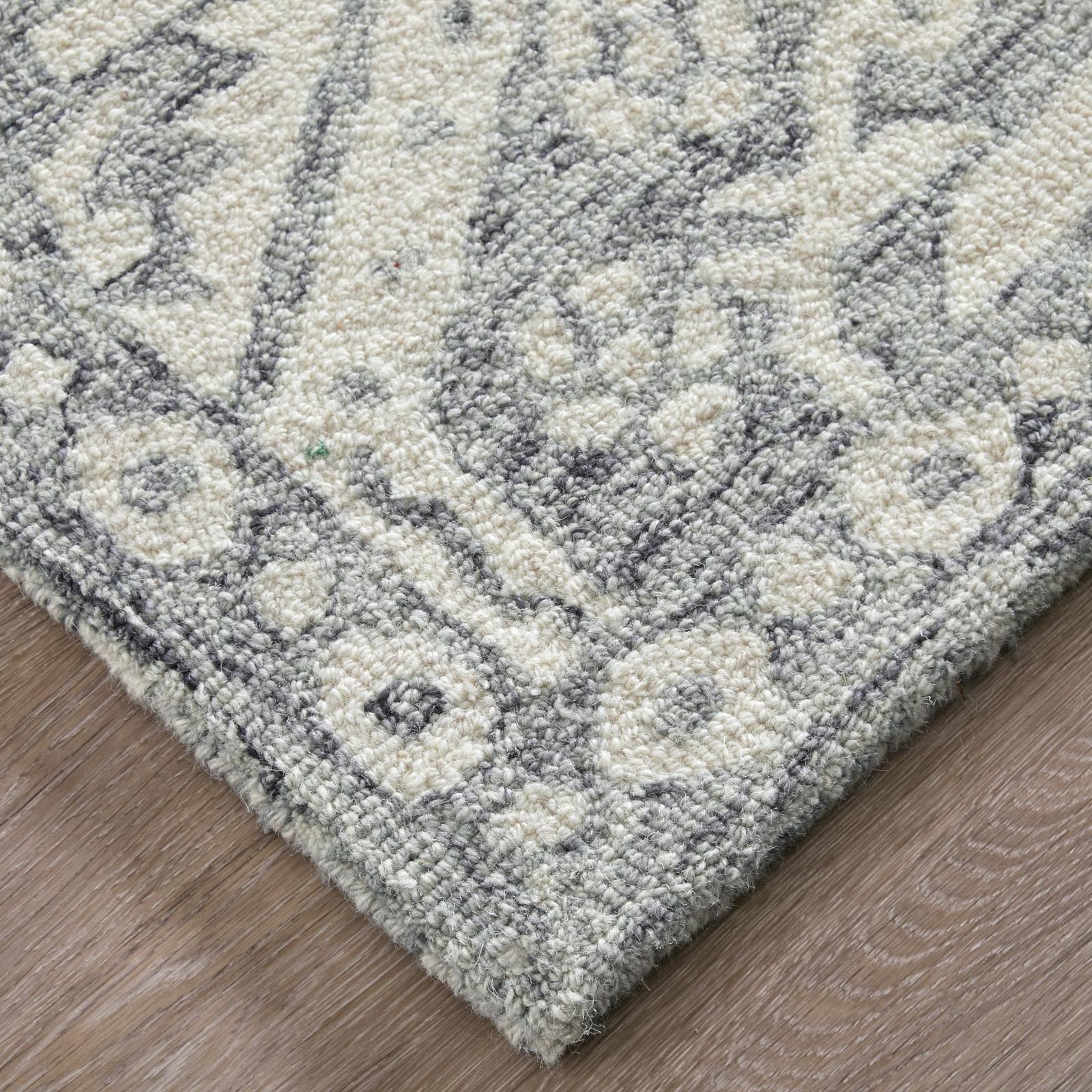 Feizy Belfort 8A27F Traditional Geometric Rug in Gray/White