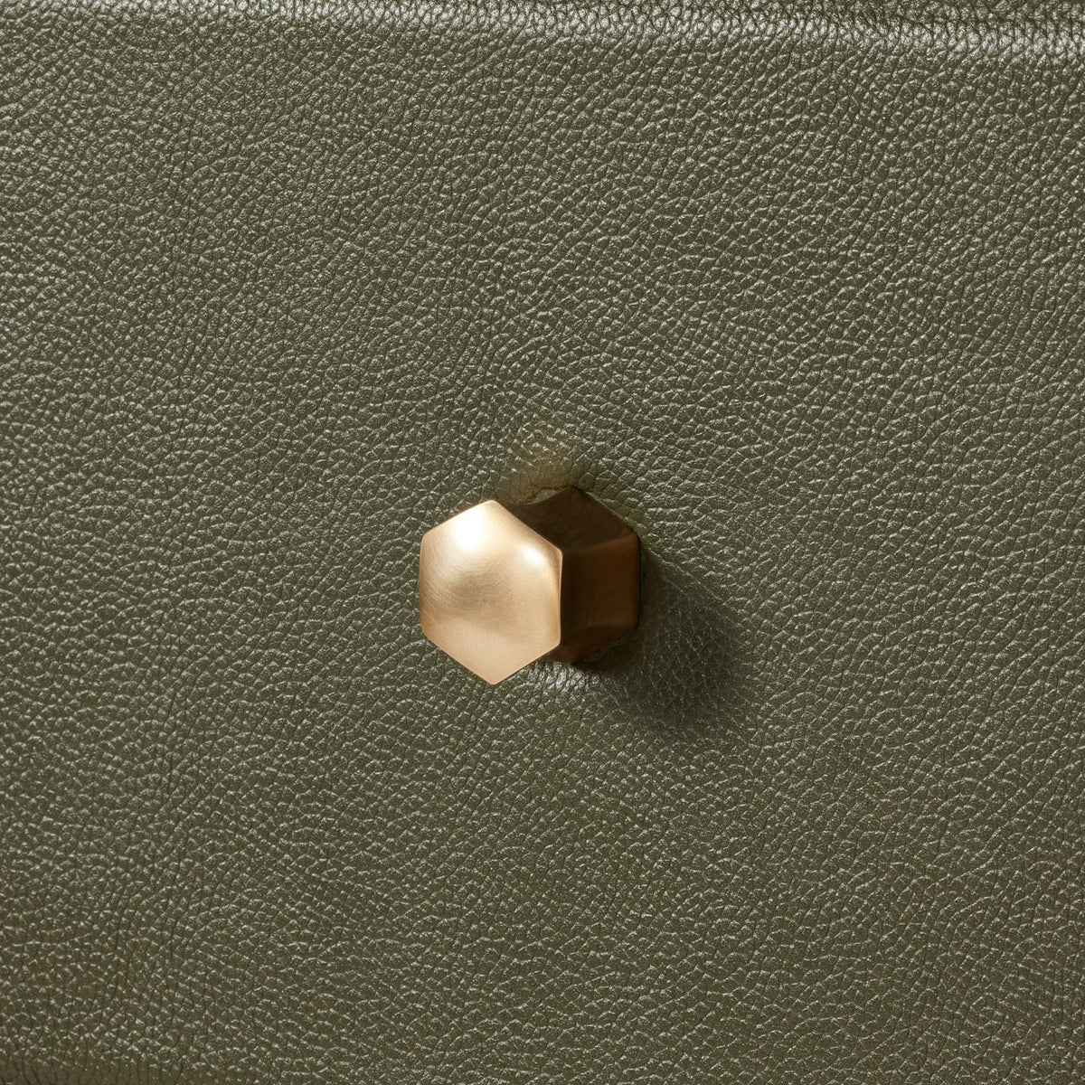 Made Goods Conner 48