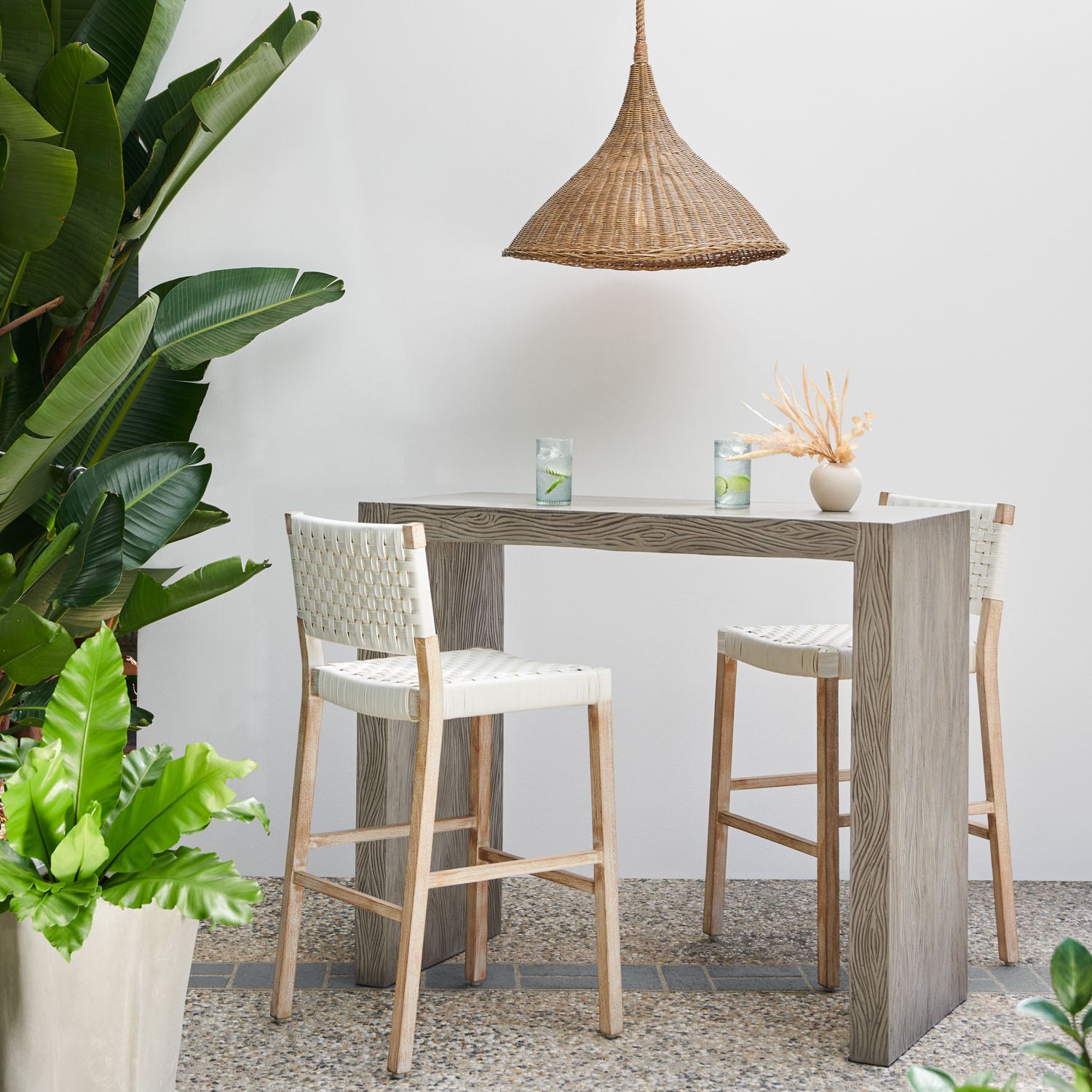 Liam Bar Table