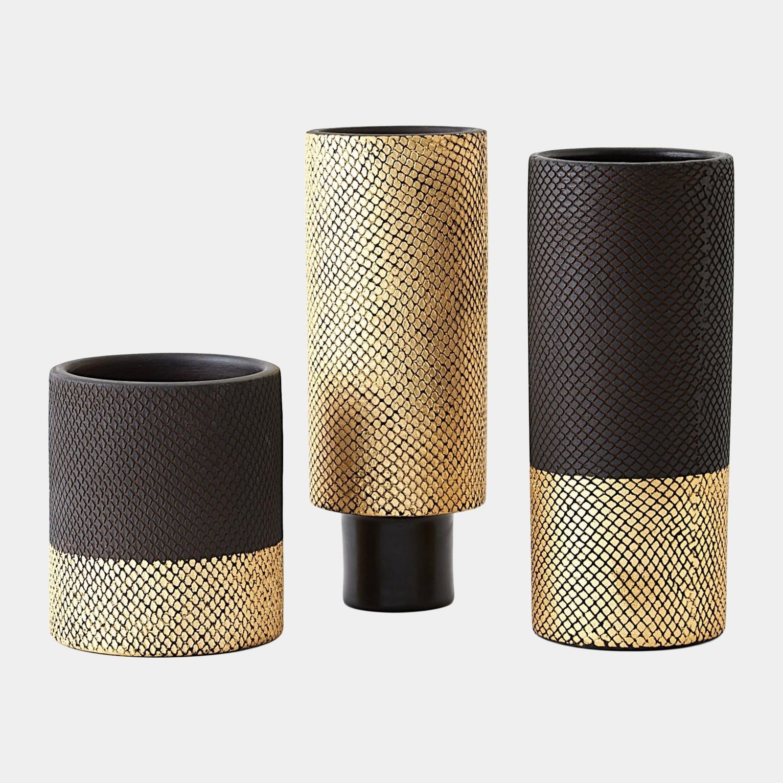 Global Views Java Black and Gold Vase