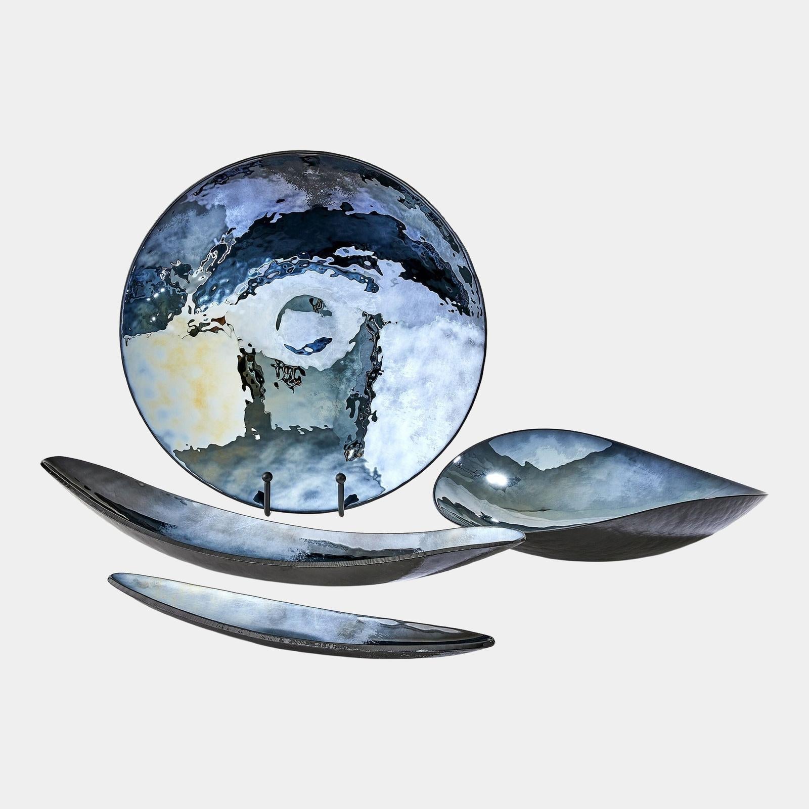 Global Views Obsidian Metallic Black Gondola