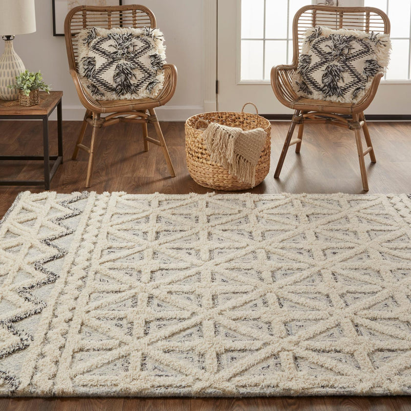 Feizy Anica 8007F Transitional Geometric Rug in Ivory/Black