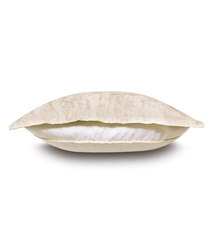 Eastern Accents Halo Champagne with Flange