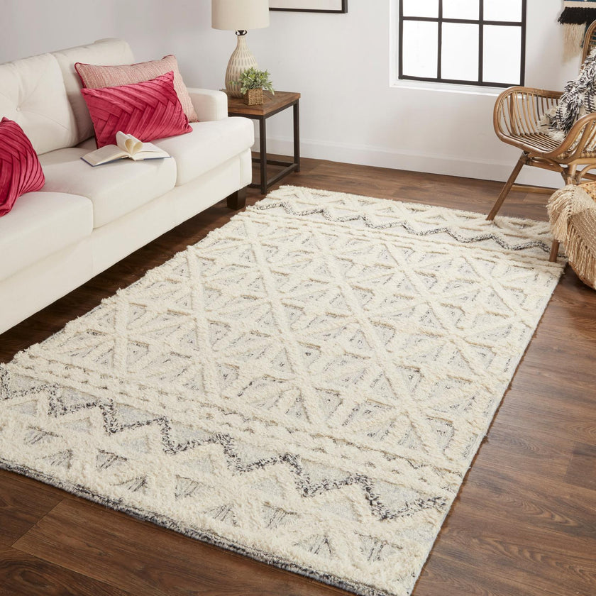 Feizy Anica 8007F Transitional Geometric Rug in Ivory/Black