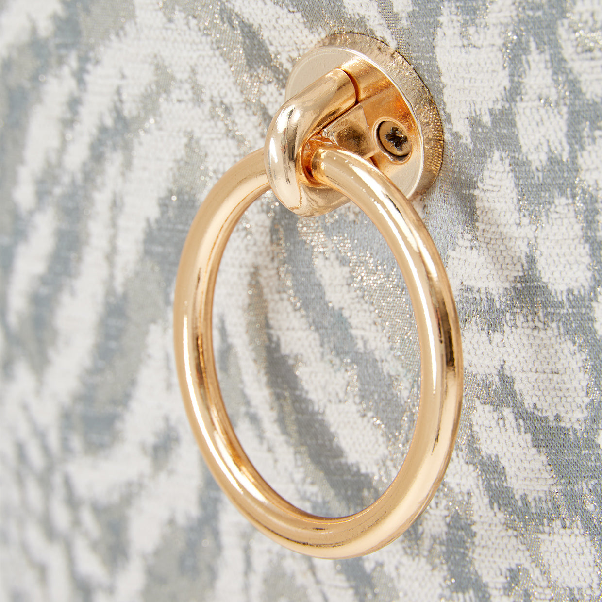 Michael Amini Lisbon Asmb. Arm Chair Silken Matte Cream