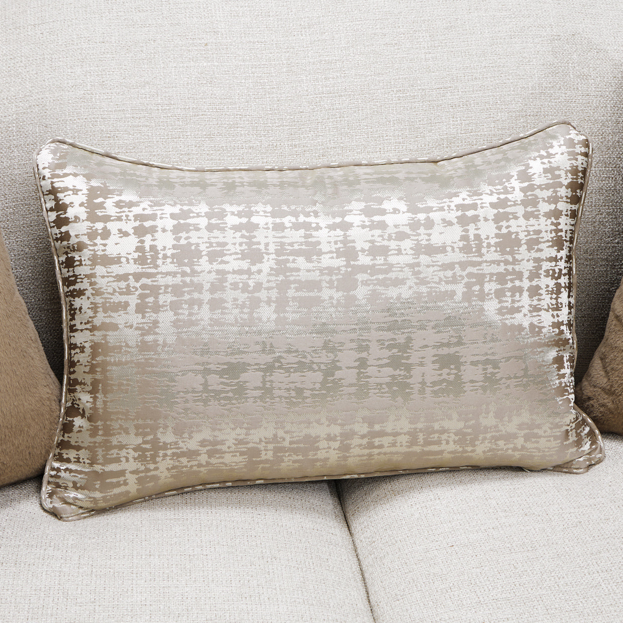 Michael Amini Paris Chic Sofa Cremini Espresso