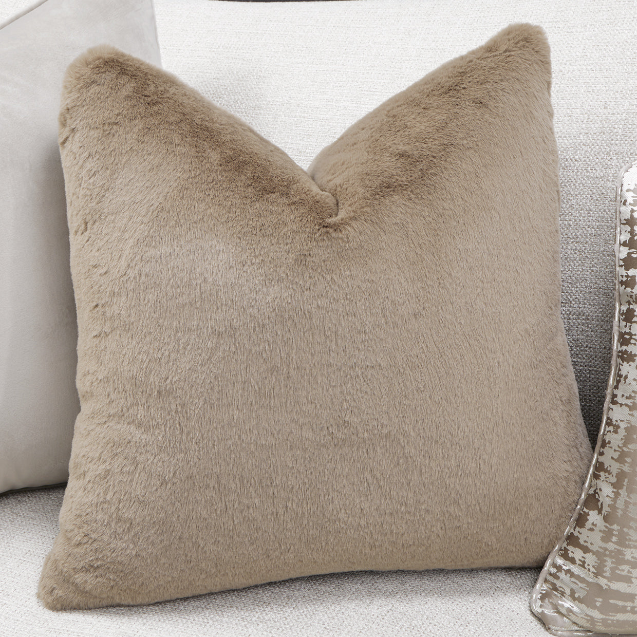 Michael Amini Paris Chic Sofa Cremini Espresso