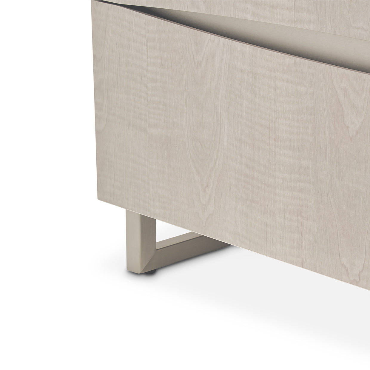 Michael Amini Marin Dresser
