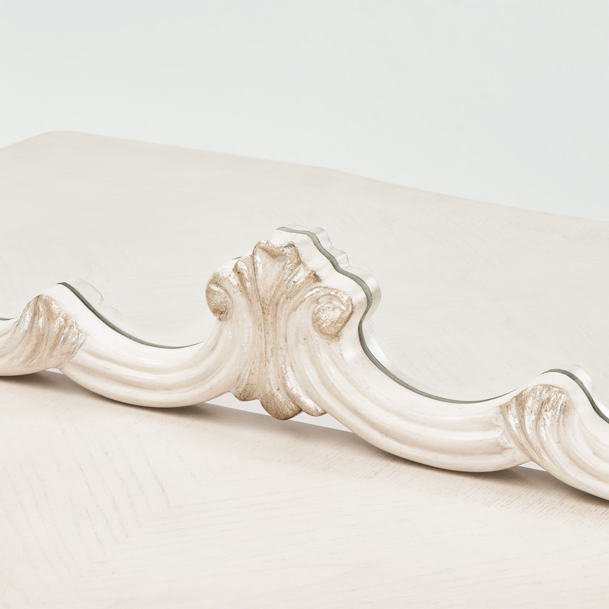 Michael Amini Platine De Royale Champagne Vanity Mirror