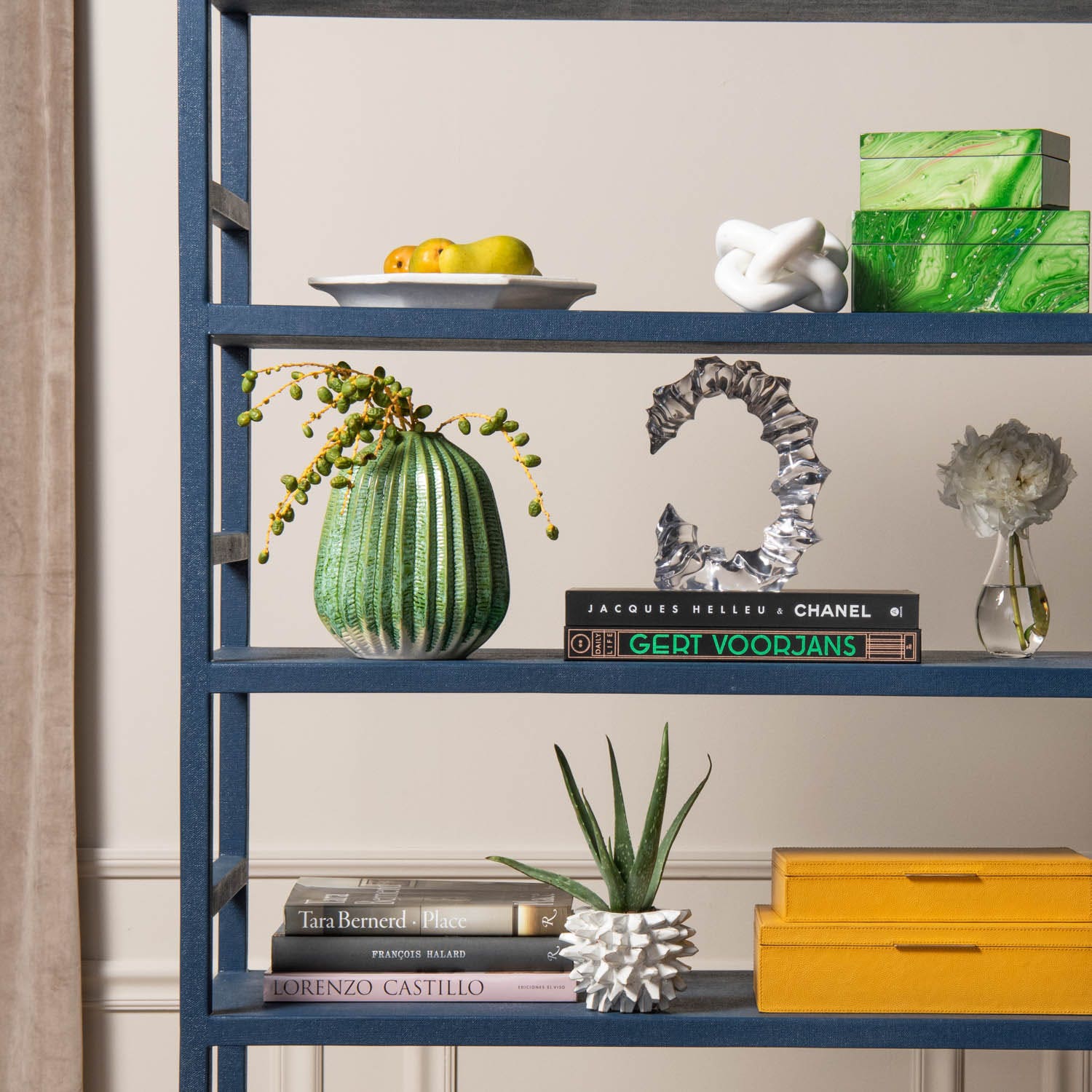 Leolani Ceramic Vase