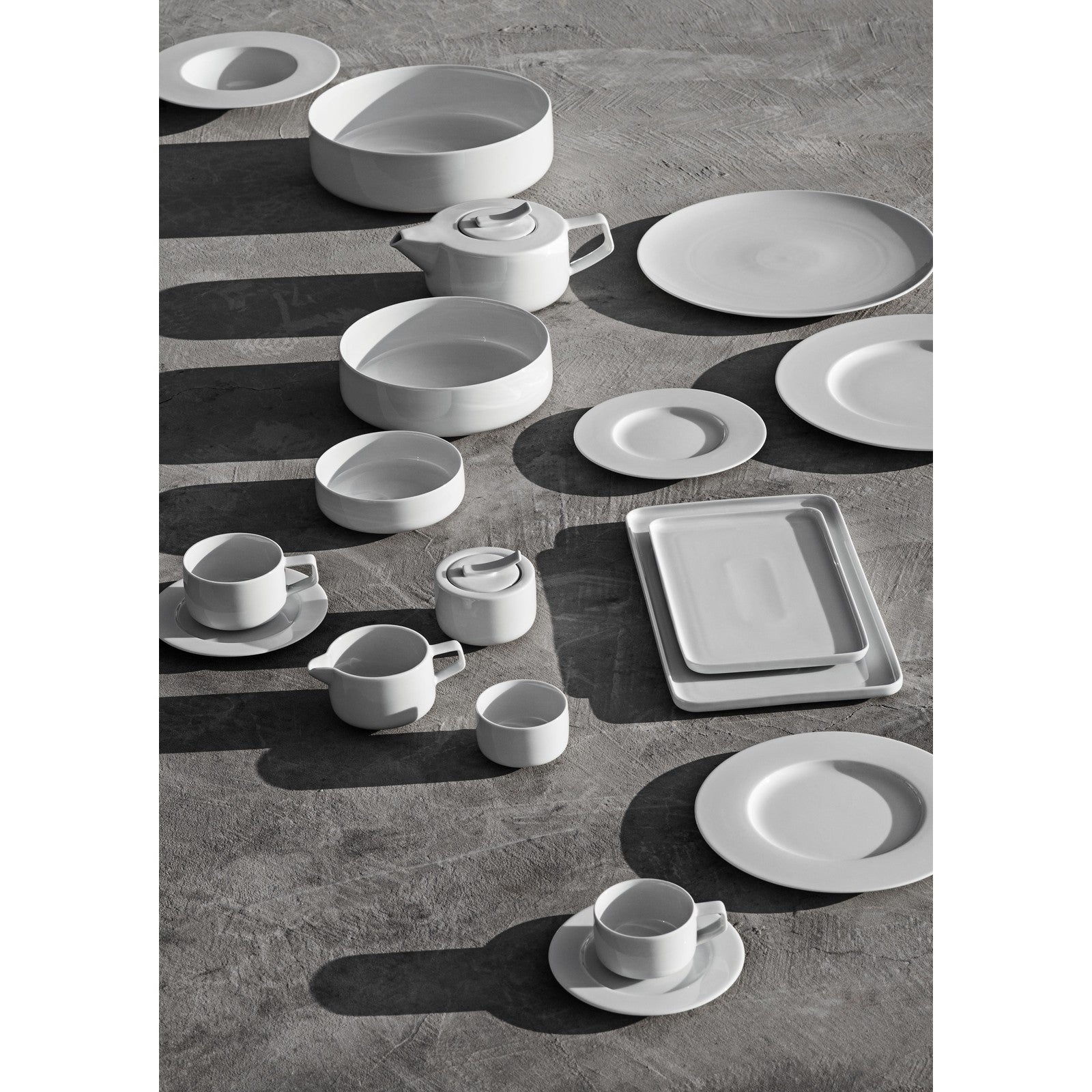 Vista Alegre Silk Road White Pasta Plate 28