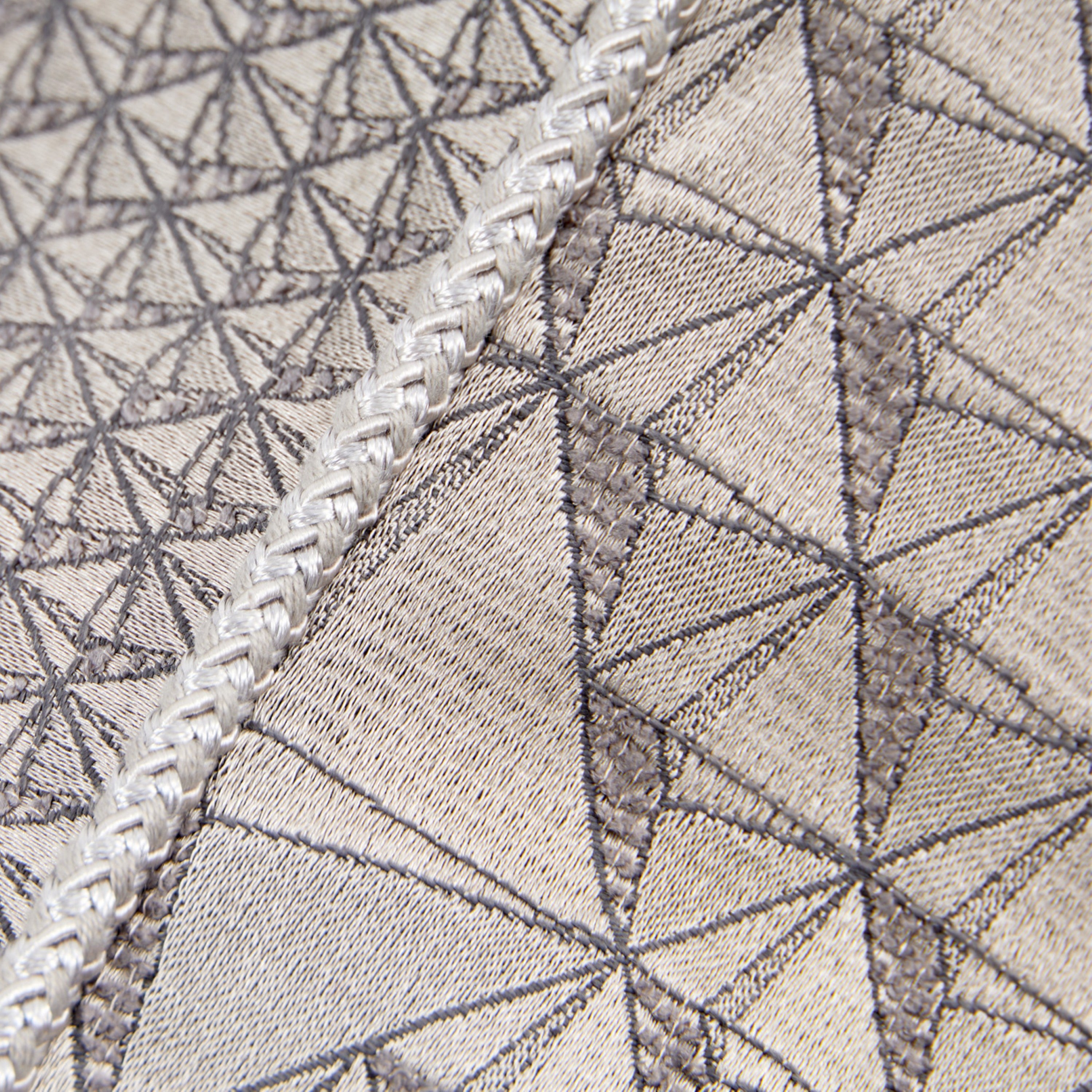 Michael Amini Peak View Comforter Set -  Taupe