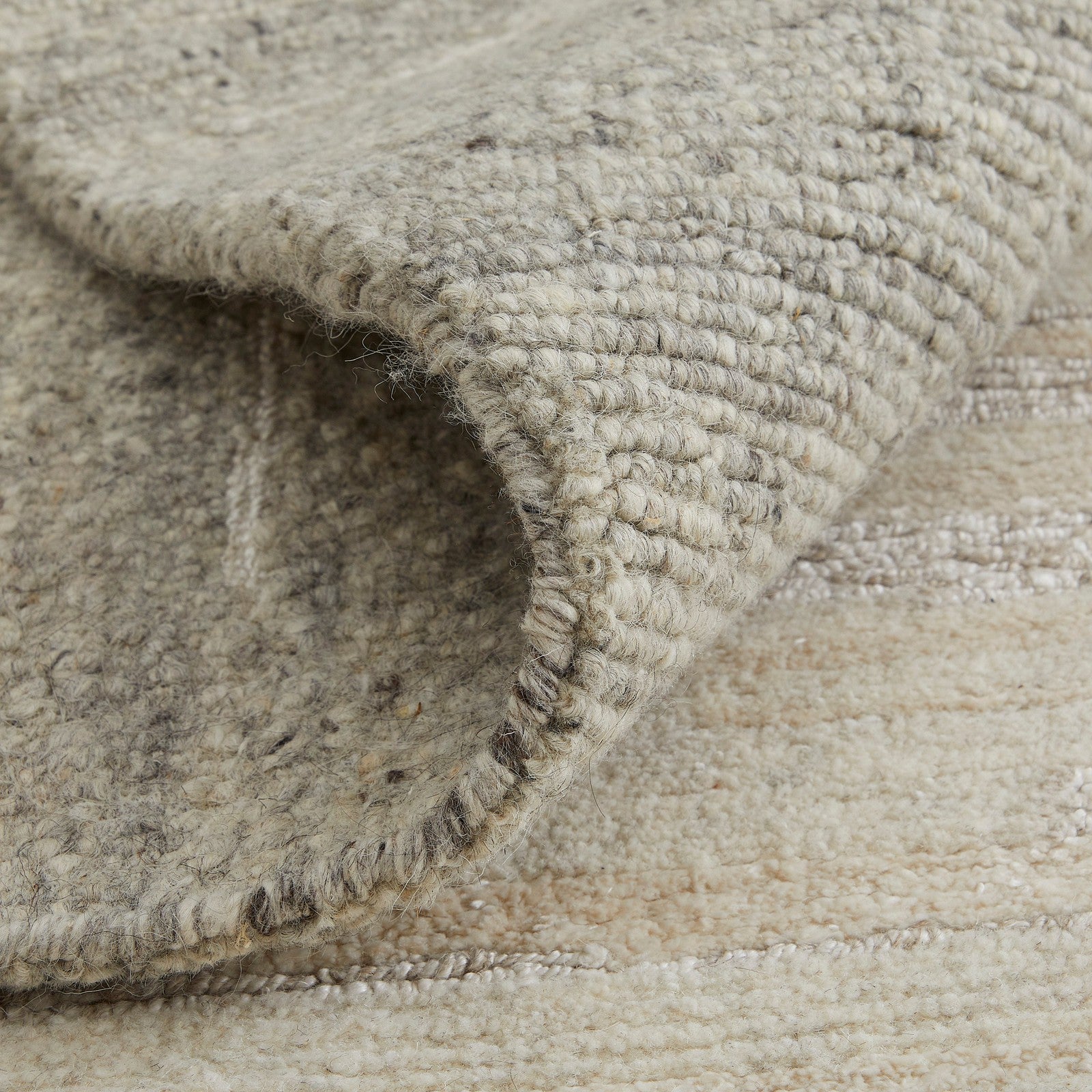 Feizy Navaro 8915F Modern Gradient & Ombre Rug in Ivory/Tan