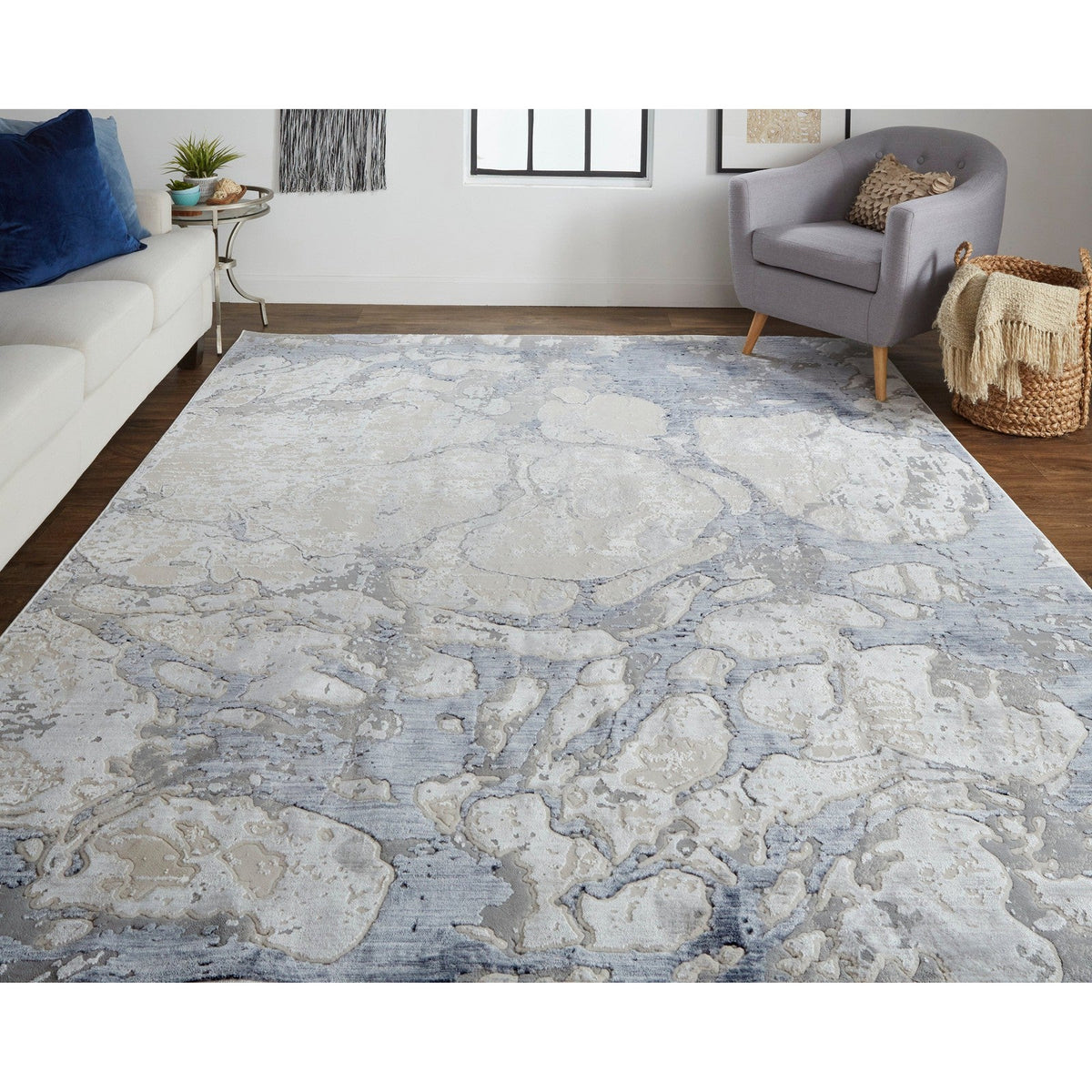 Feizy Laina 39G8F Transitional Abstract in Ivory/Blue