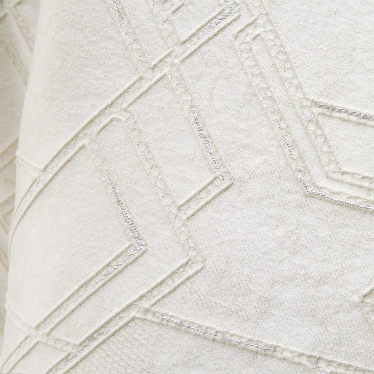 Michael Amini Quincy 4-Piece Comforter Set -  Ivory